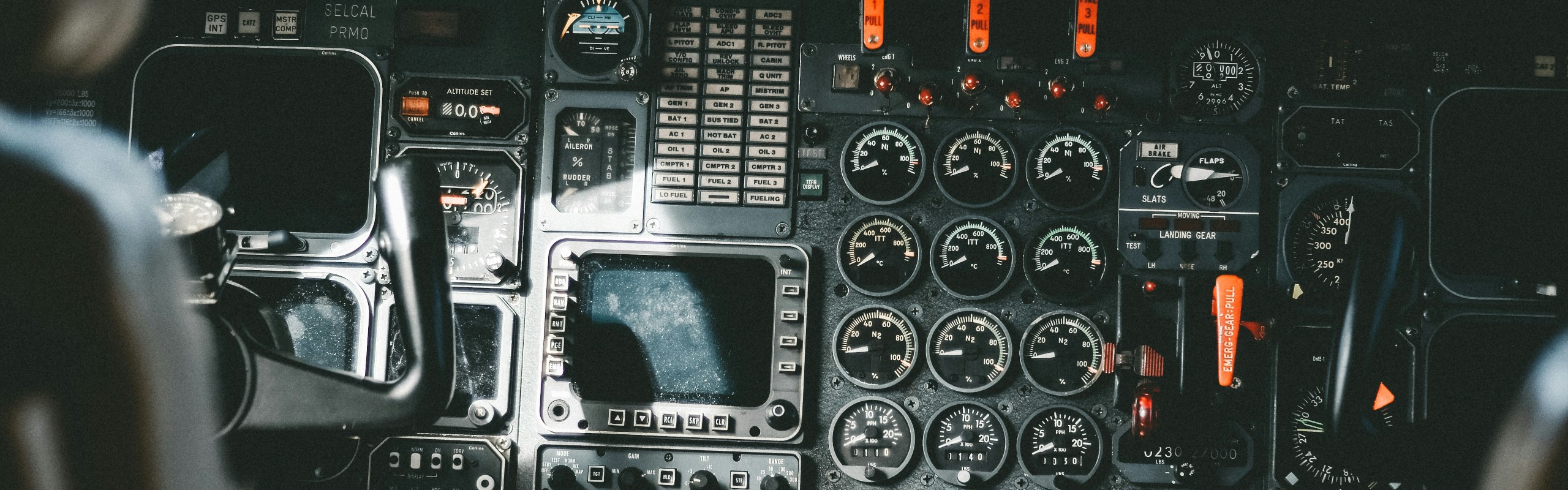 Photo of an unspecified aircraft's dashboard