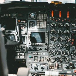 Photo of an unspecified aircraft's dashboard